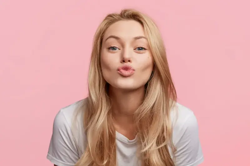 Czym smarować usta po makijażu permanentnym